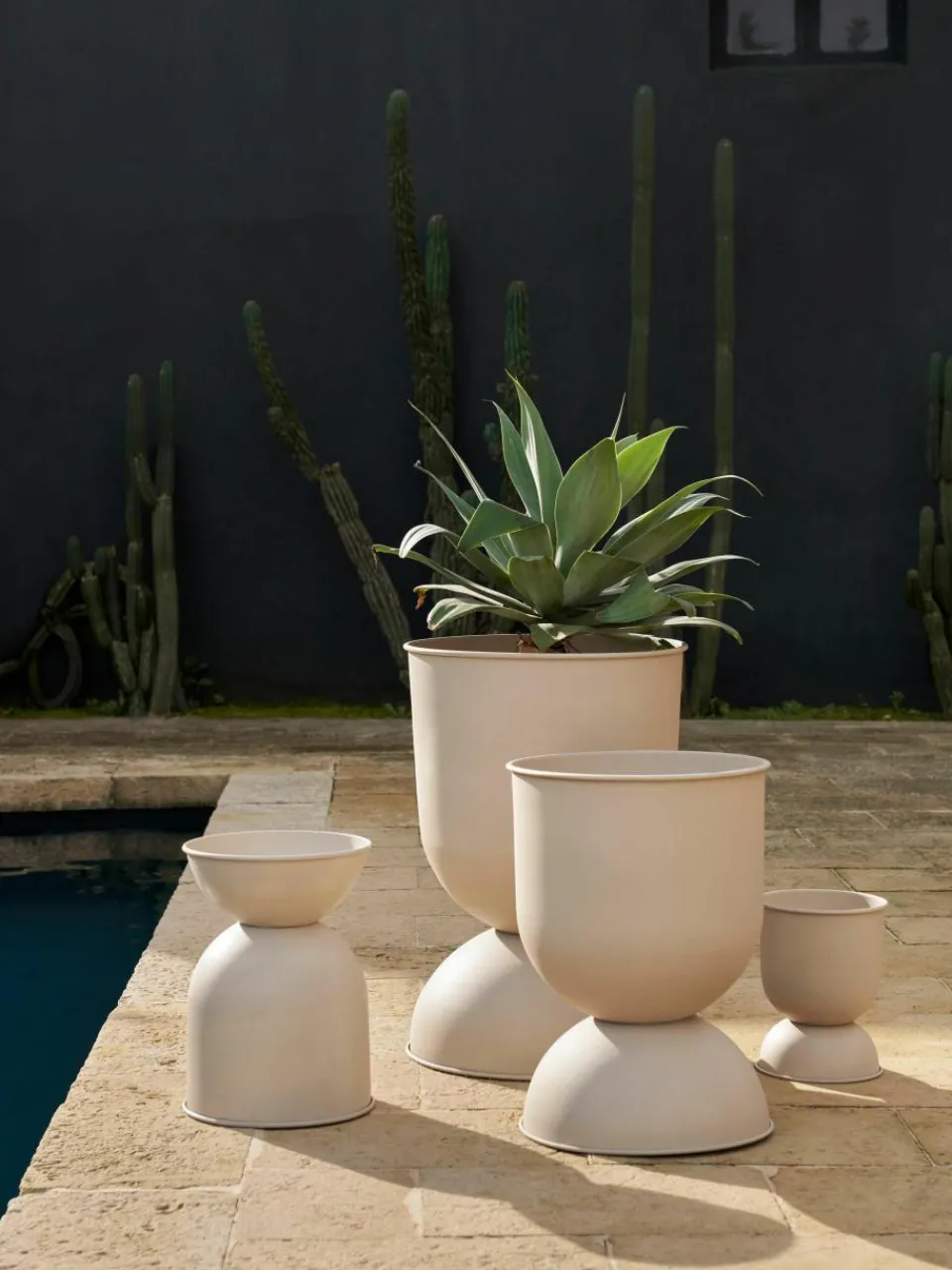 Plantenpot Hourglass, H 43 cm^ferm LIVING Best