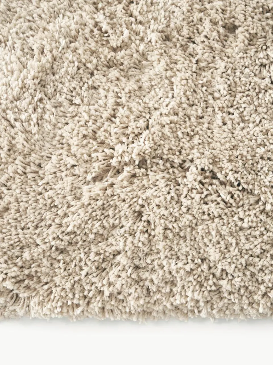 Pluizig hoogpolig vloerkleed Dreamy met franjes^Westwing Collection Best
