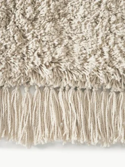 Pluizig hoogpolig vloerkleed Dreamy met franjes^Westwing Collection Best
