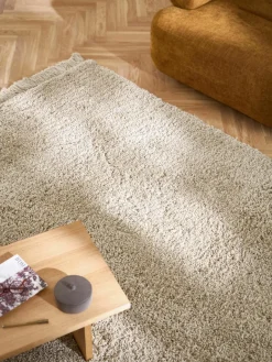 Pluizig hoogpolig vloerkleed Dreamy met franjes^Westwing Collection Best
