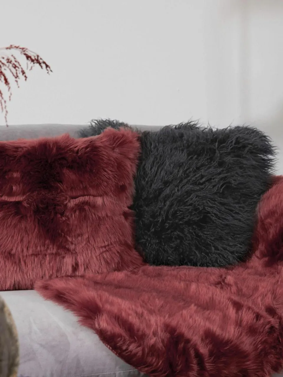 Pluizige kussenhoes van imitatievacht Morten, gekruld^Westwing Collection Best