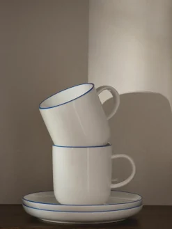 Porseleinen koffiekopjes Facile met schotels, 2 stuks^Westwing Collection Hot