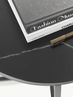 Ronde bijzettafel Antigua met glazen tafelblad in marmerlook^Westwing Collection Fashion