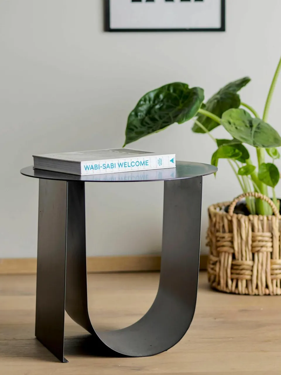 Ronde bijzettafel Cher van metaal^Bloomingville Fashion