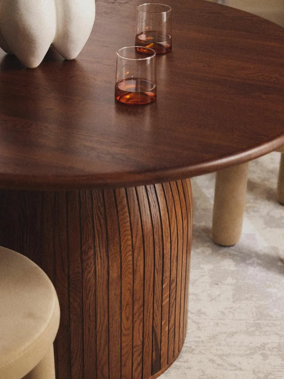 Ronde eettafel Nelly met groefstructuur, in verschillende formaten^Westwing Collection Online