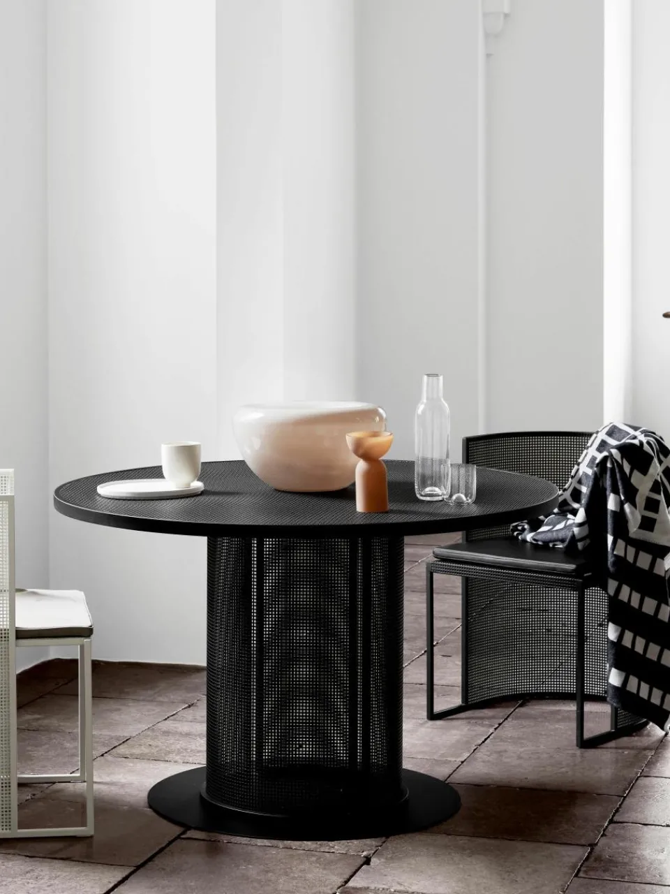 Ronde tuintafel Bauhaus^Kristina Dam New
