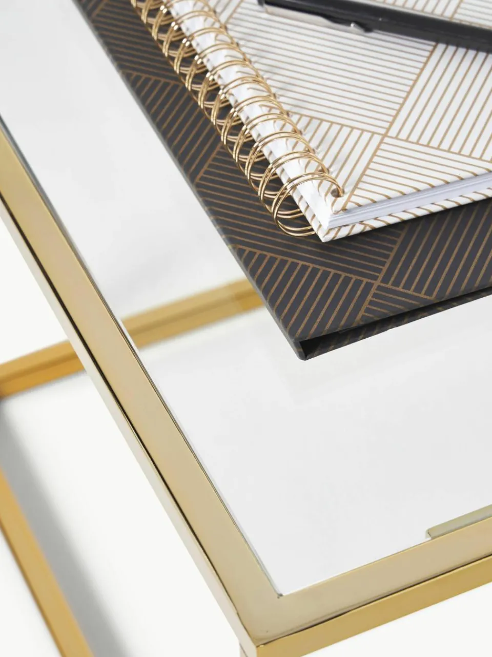 Salontafel Maya met glazen tafelblad^Westwing Collection Clearance