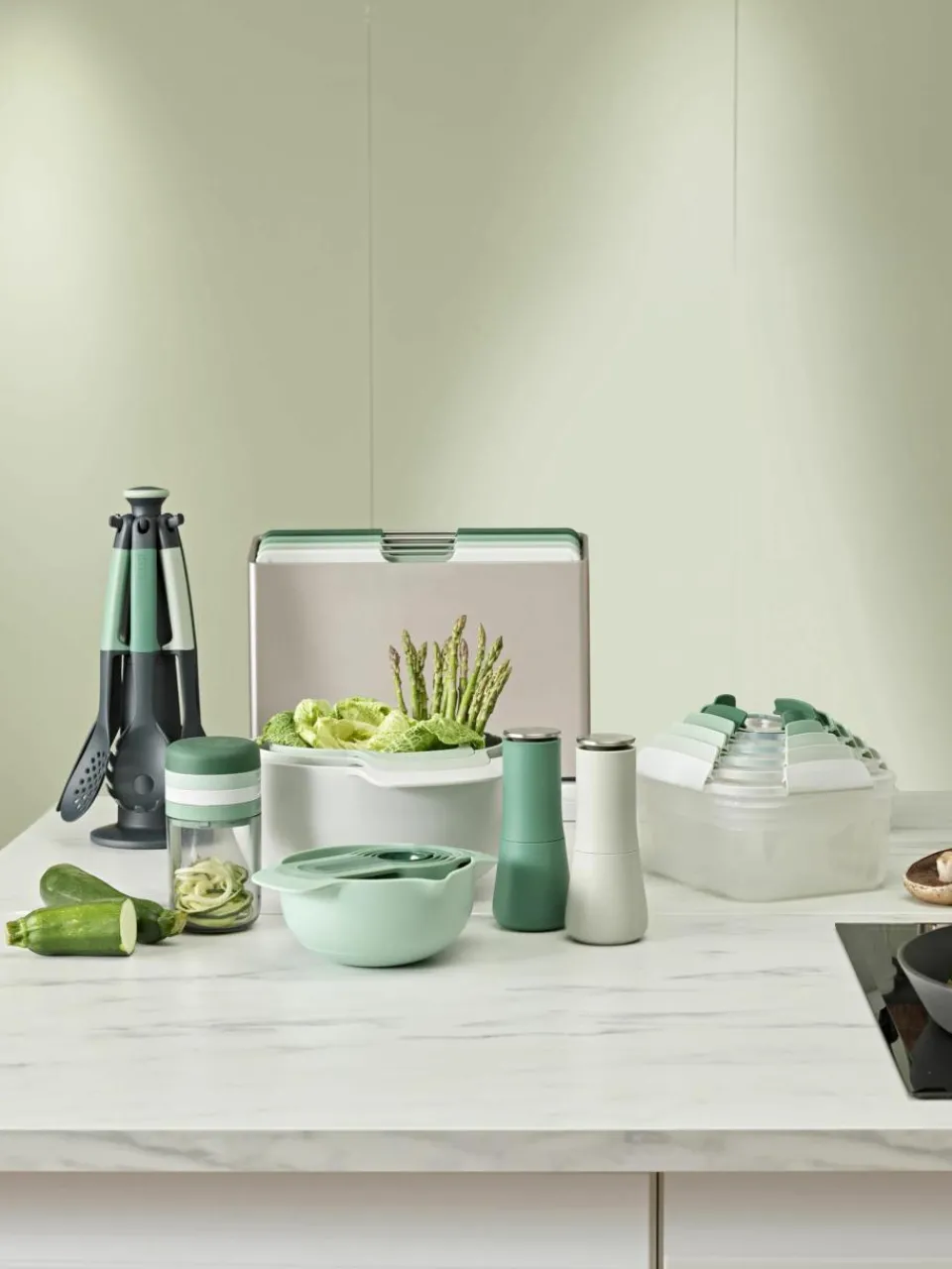 Schalen en maatlepels Nest Plus, set van 9^Joseph Joseph Hot