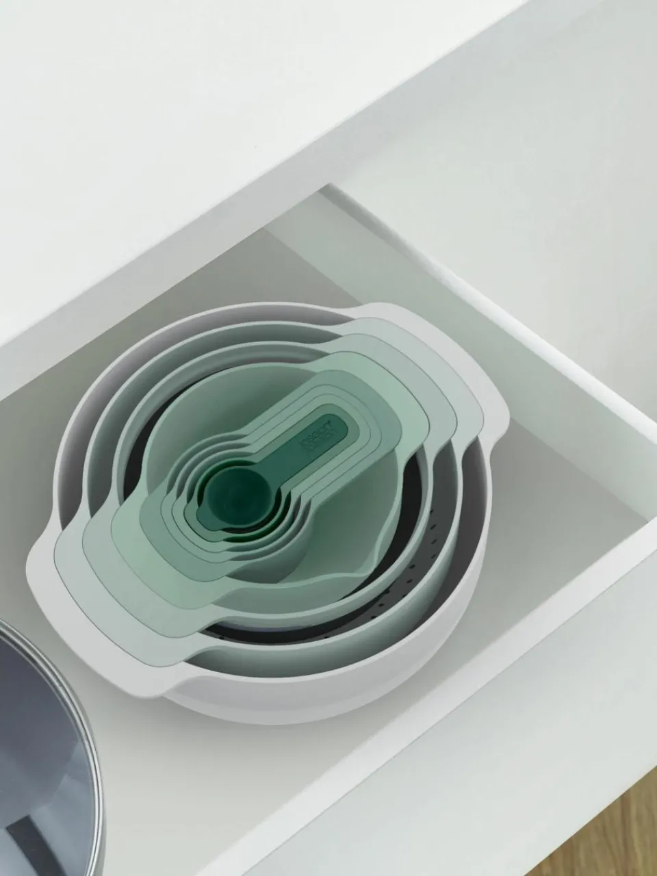 Schalen en maatlepels Nest Plus, set van 9^Joseph Joseph Hot