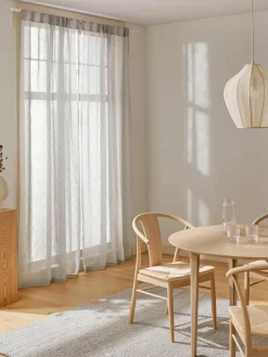 Semi-transparant gordijnen Ibiza met lusophanging, 2 stuks^Westwing Collection Best