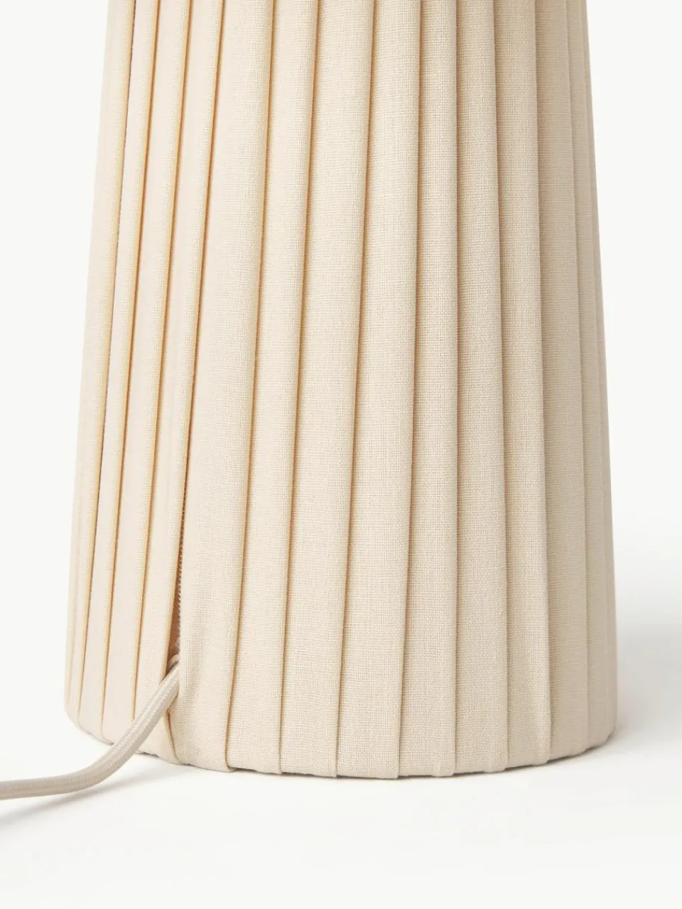 Tafellamp Nyla met asymmetrische lampenkap^Westwing Collection New