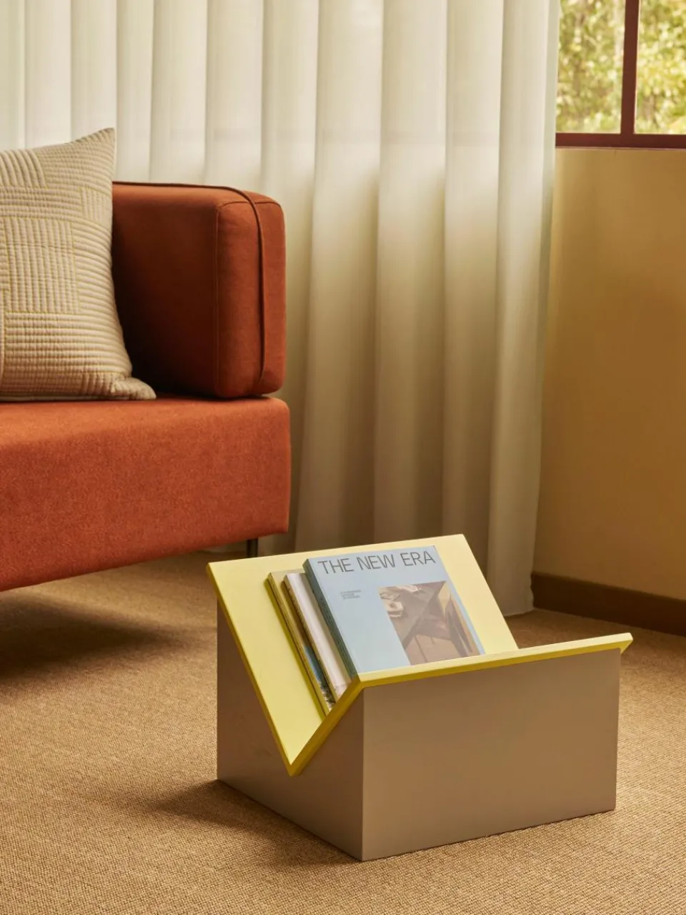 Tijdschriftenhouder Tick van essenhout^Hübsch Clearance