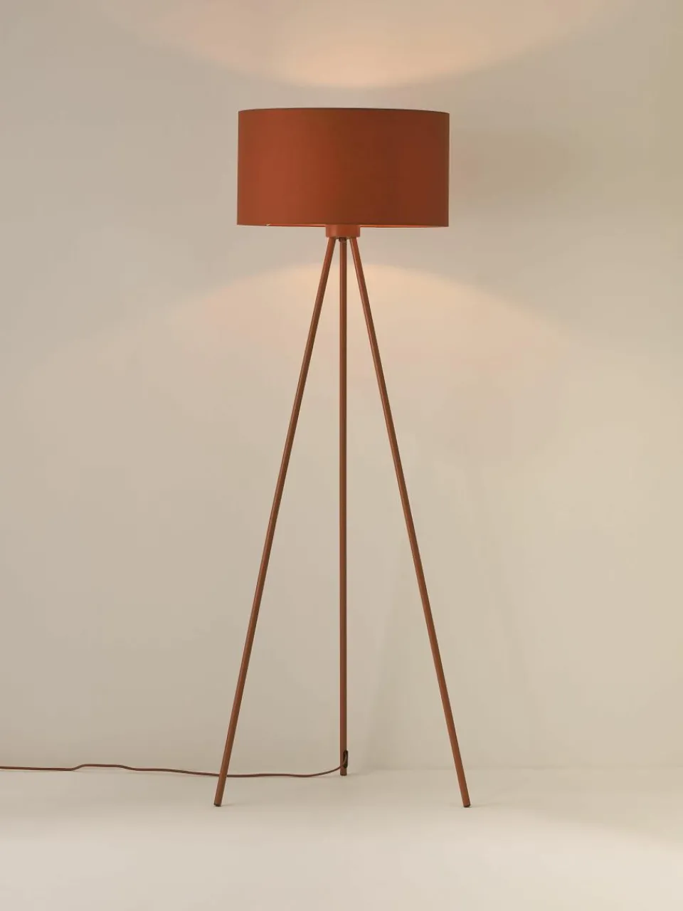Tripod vloerlamp Cella met stoffen lampenkap^Westwing Collection Fashion
