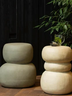 Tuin bijzettafel Oda in organische vorm^Westwing Best
