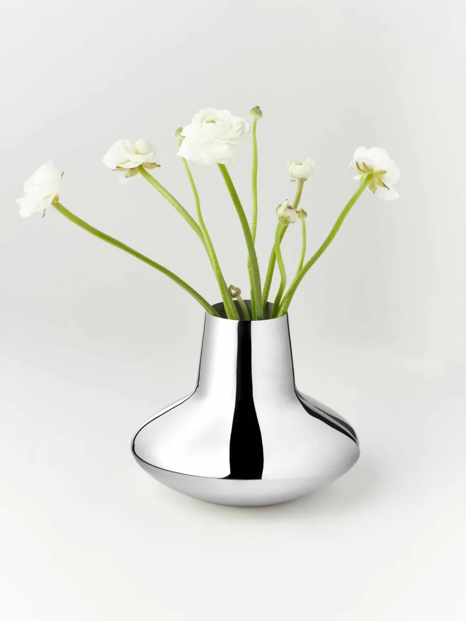 Vaas Henning Koppel van edelstaal, H 22 cm^GEORG JENSEN New