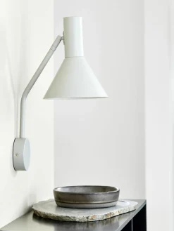 Verstelbare design wandlamp Lyss^Frandsen Sale