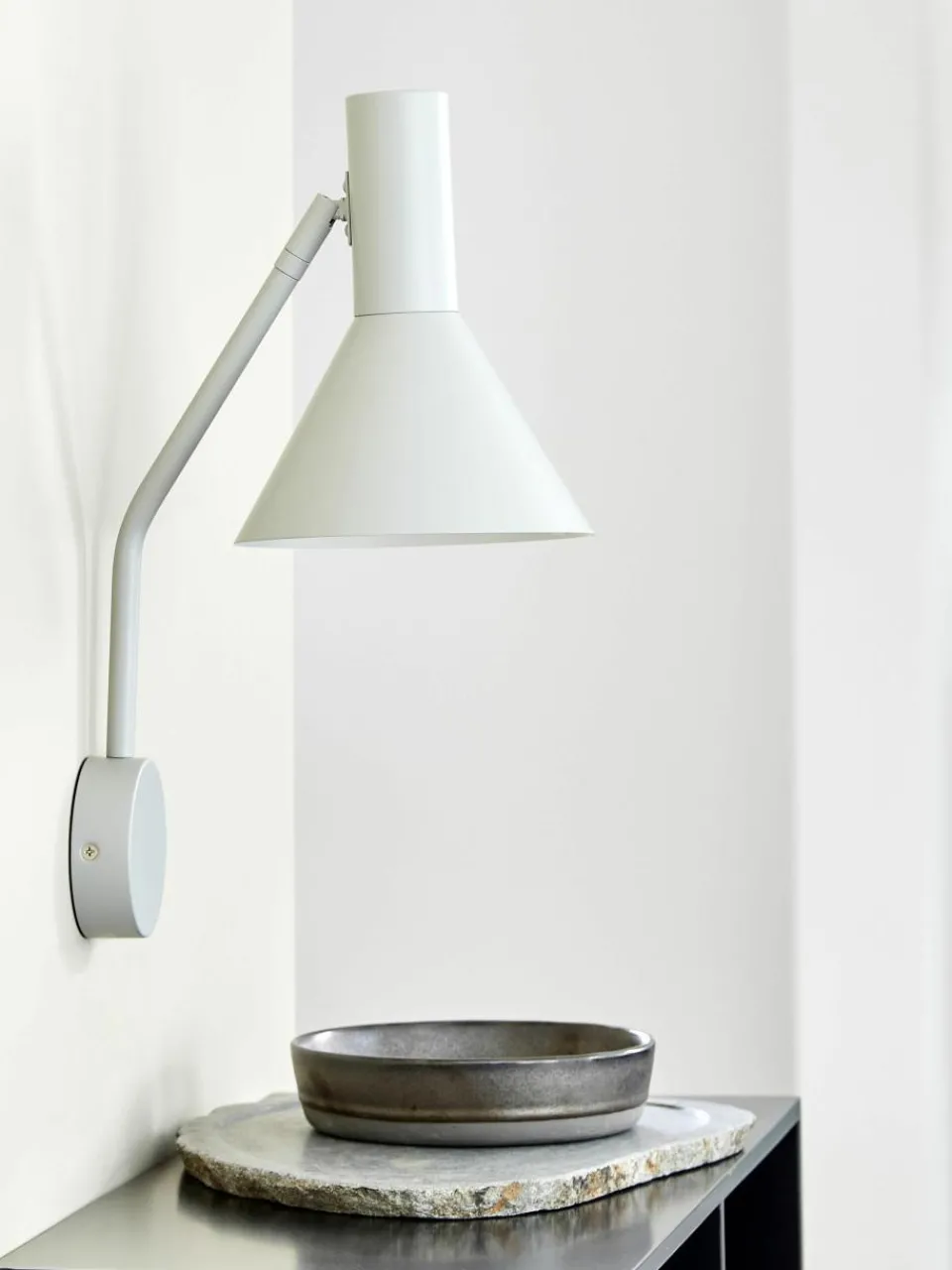 Verstelbare design wandlamp Lyss^Frandsen Sale