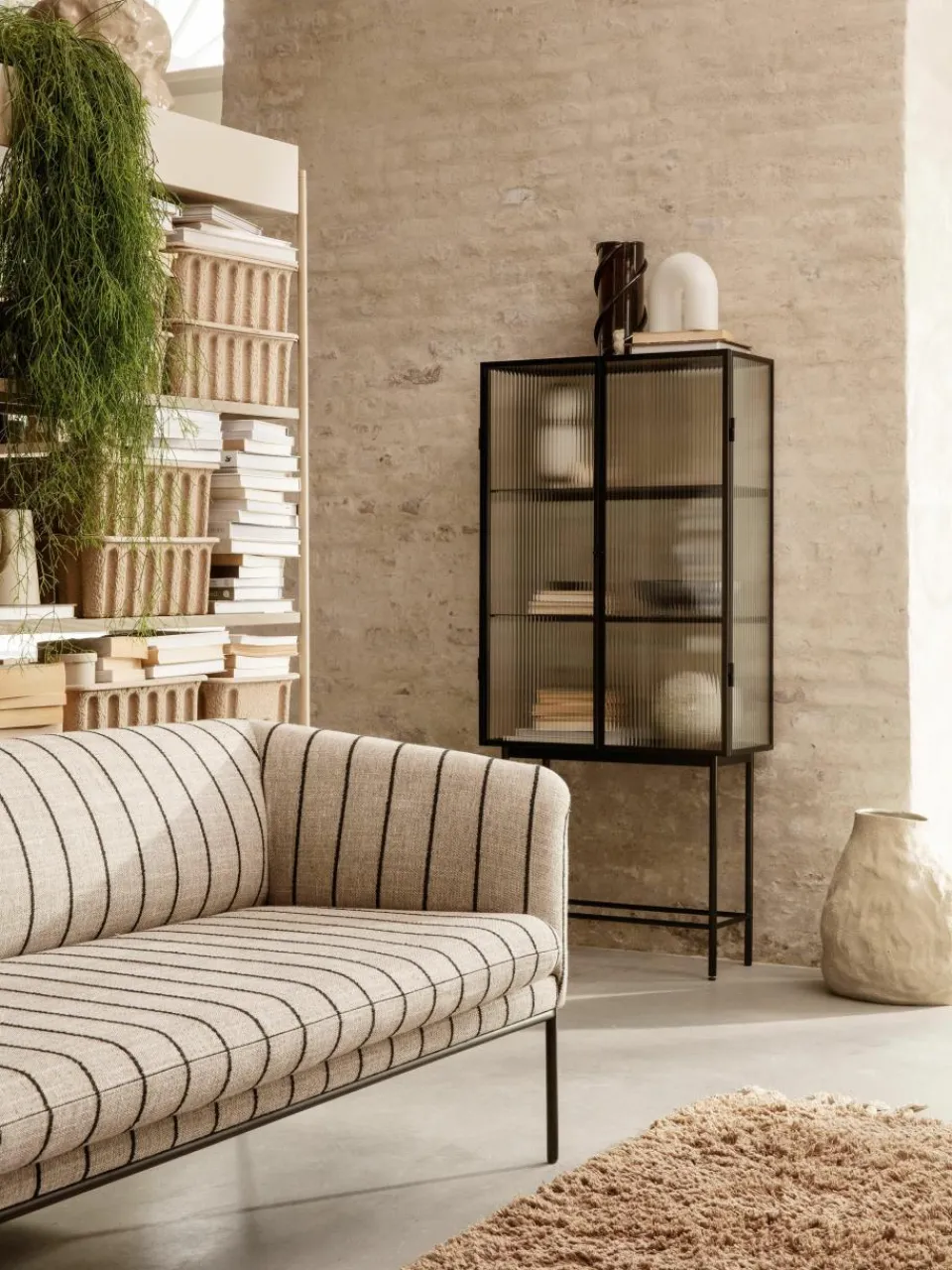 Vitrine Haze met glazen deuren^ferm LIVING Outlet