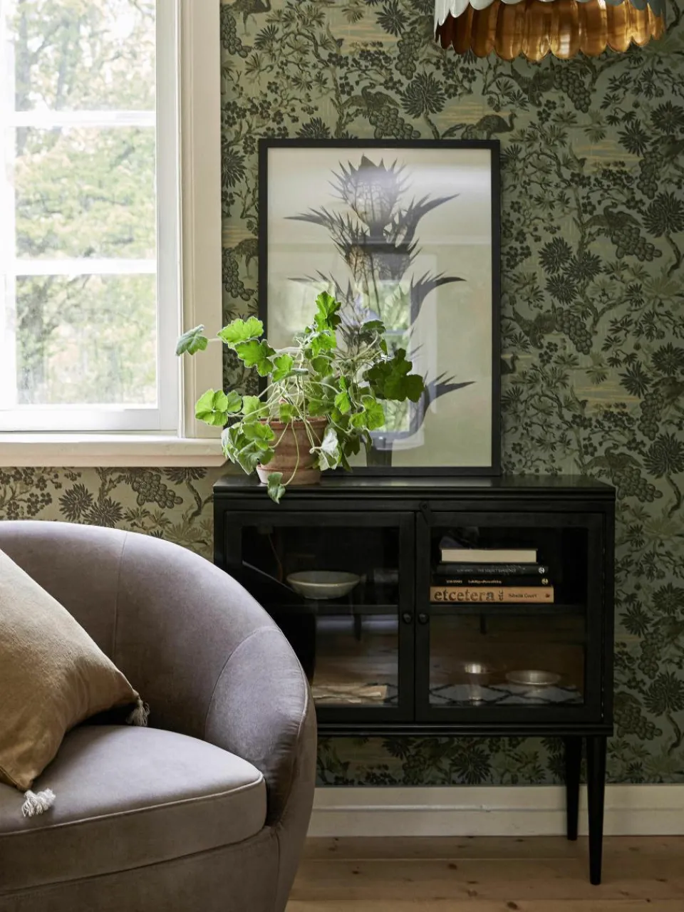 Vitrinekast Betty van mangohout^Ellos Home Discount