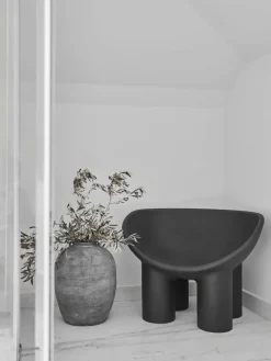 Vloervaas Rustik van beton, H 47 cm^House Doctor Outlet