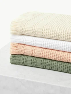 Wafelpiqué handdoek Yara in verschillende formaten^Westwing Collection Sale