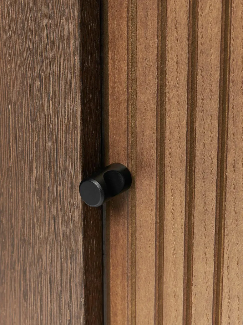 Wand nachtkastje Calary met geribde voorzijde^Westwing Collection Outlet