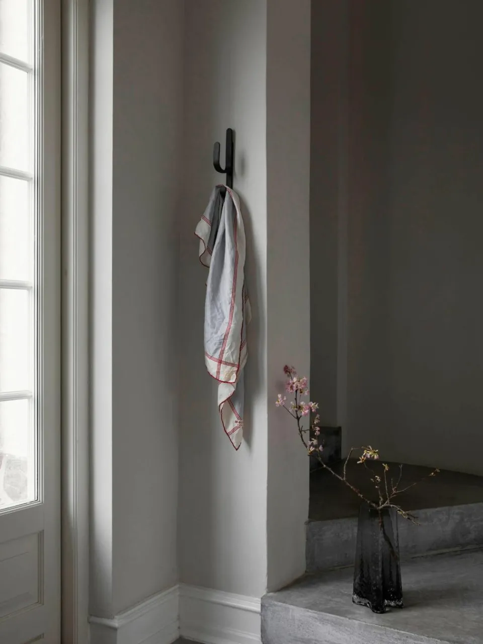 Wandkapstok Woody van eikenhout^Cooee Design Outlet