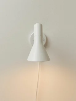 Wandlamp AJ met stekker^Louis Poulsen Outlet