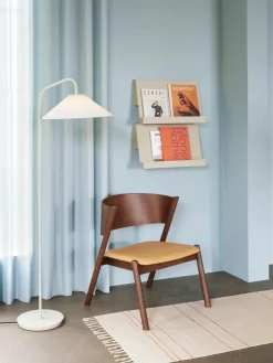 Wandtijdschriftenhouder Slope van metaal^Hübsch Hot