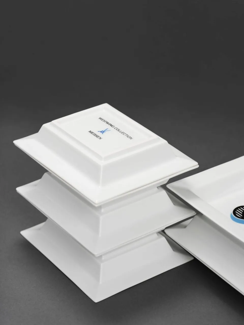 x MEISSEN, handgemaakte vide-pche initialen met decratie^Westwing Collection Online