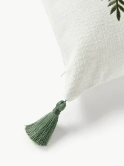 Winter geborduurde kussenhoes Imala met kwastjes^Westwing Collection New