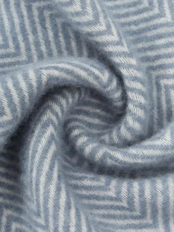 Wollen plaid Tirol met visgraatpatroon en franjes^Westwing Best