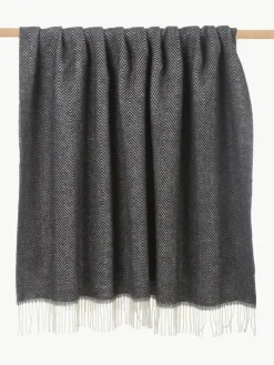 Wollen plaid Tirol met visgraatpatroon en franjes^Westwing Sale