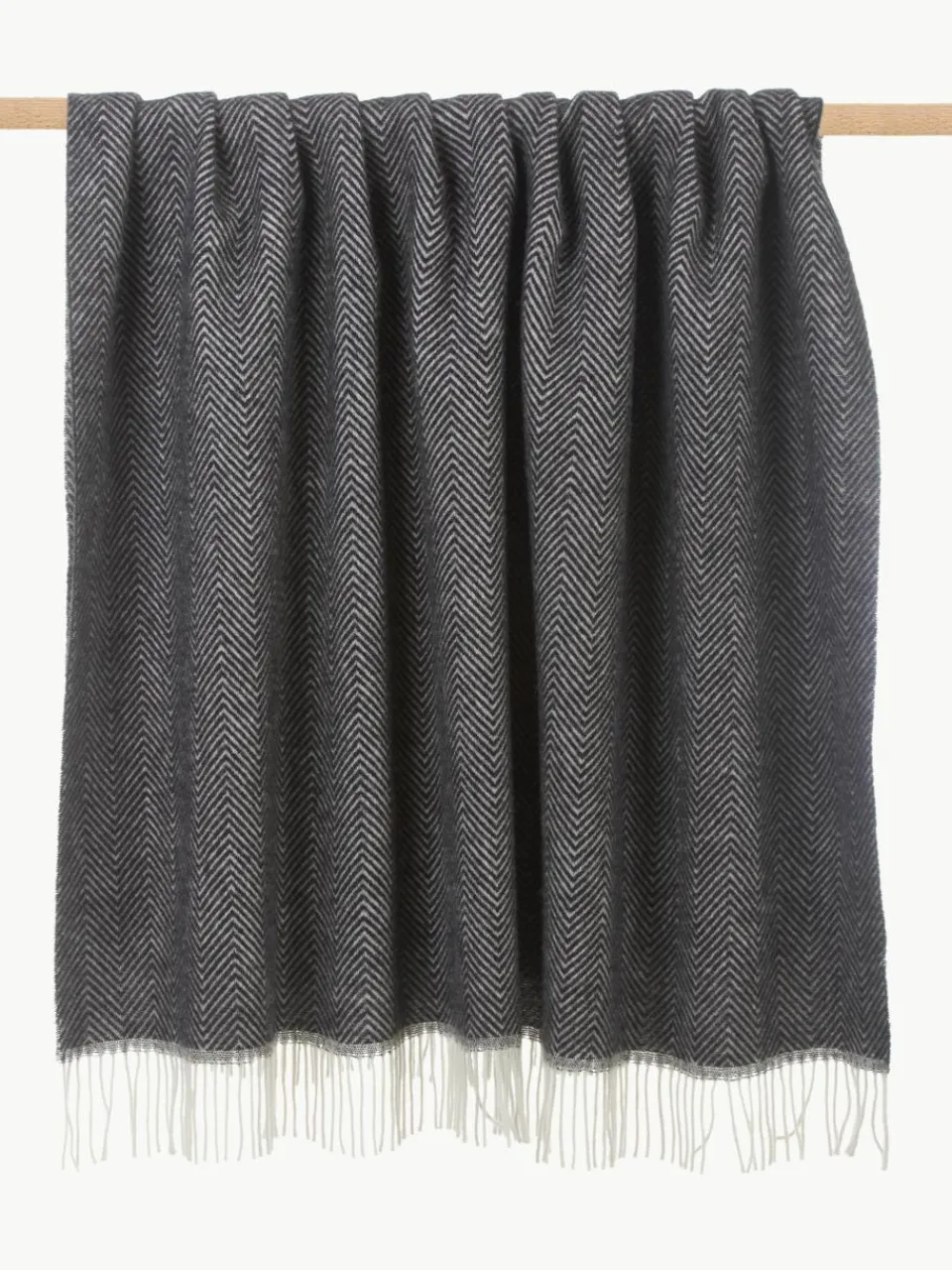 Wollen plaid Tirol met visgraatpatroon en franjes^Westwing Sale