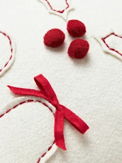 Wollendecoratief kussen Jova met winters motief^Westwing Collection Sale