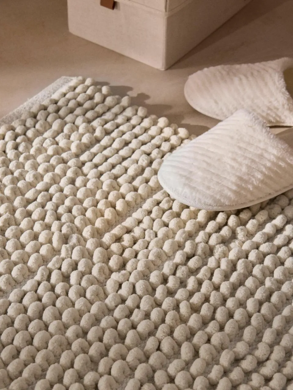 Zachte badmat Brady met lus design^Westwing Collection Hot