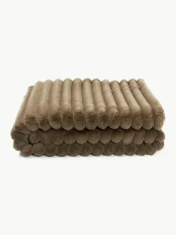 Zachte plaid Lovey van imitatiebont^Westwing Collection Outlet