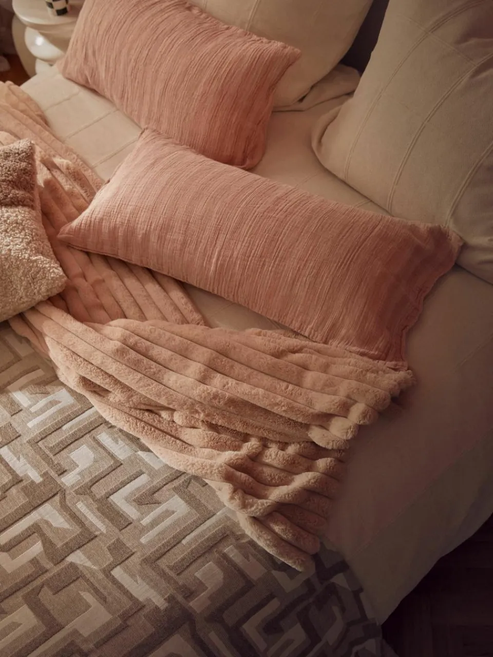 Zachte plaid Lovey van imitatiebont^Westwing Collection Discount
