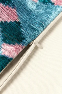 Zijden fluwelen kussenhoes Velvety met abstract patroon^Westwing Best