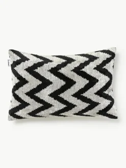 Zijden fluwelen kussenhoes Velvety met zigzag patroon^Westwing New