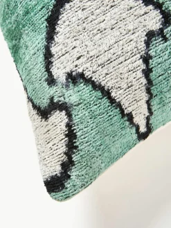 Zijden fluwelen kussenhoes Velvety met abstract patroon^Westwing Online