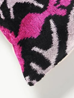 Zijden fluwelen kussenhoes Velvety met abstract patroon^Westwing Discount